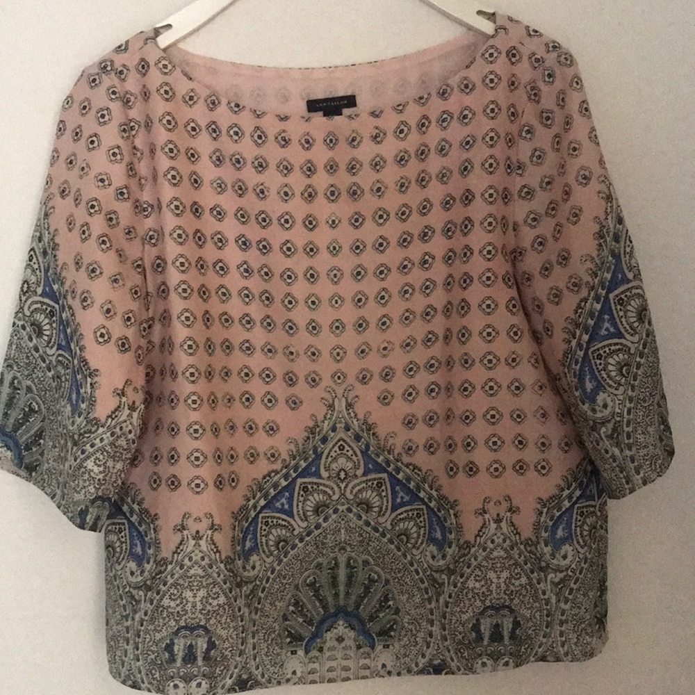Ann Taylor 1/2 sleeve blouse